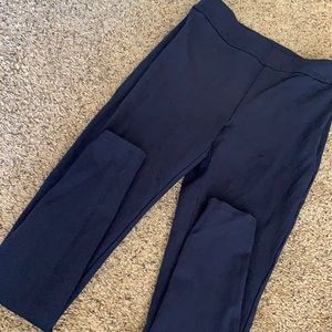 DRESS PANTS IN LEGGING MATERIAL